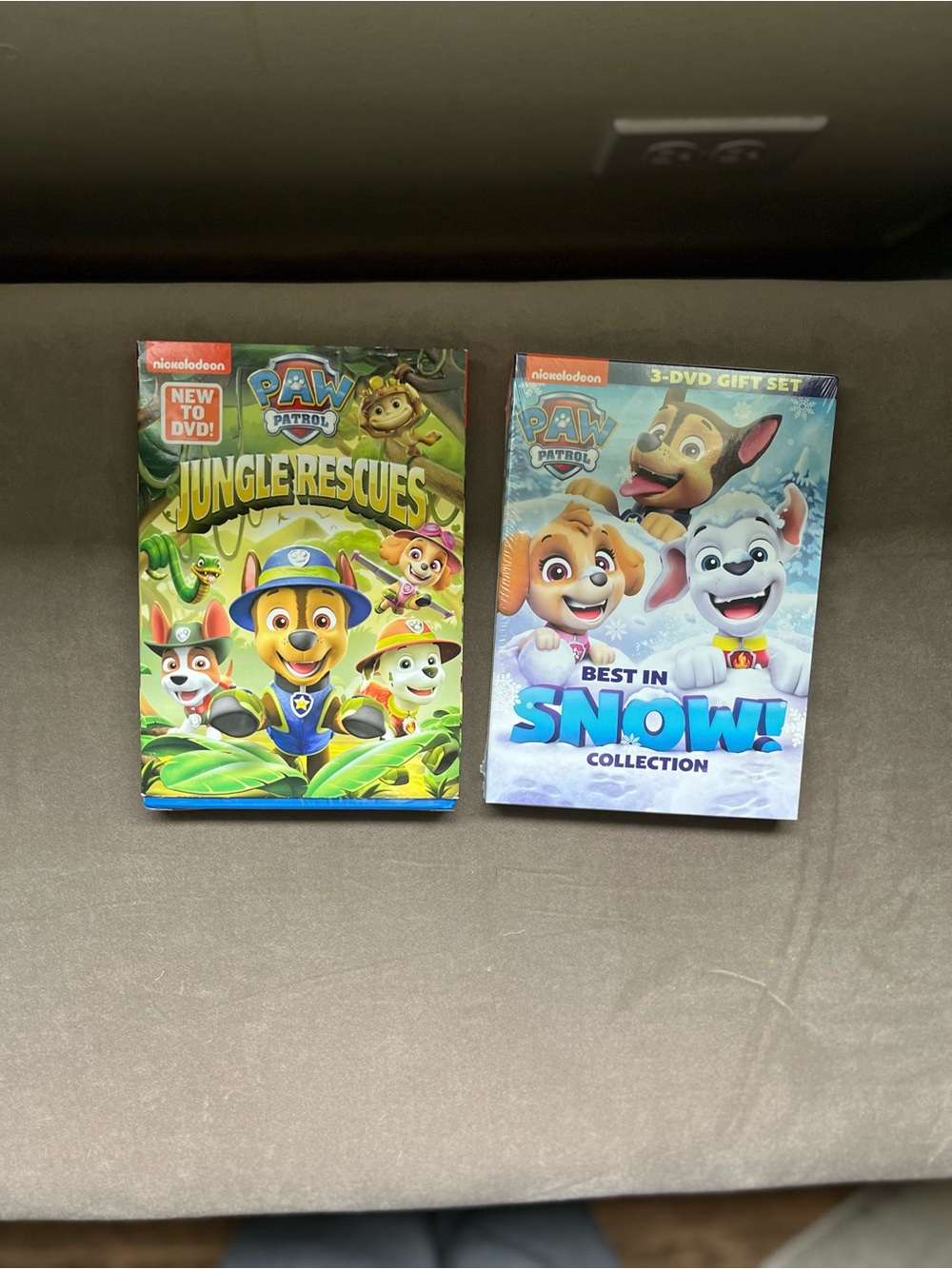 Paw Patrol Jungle Rescues & Best in Snow DVD Set  Best in snow NWT